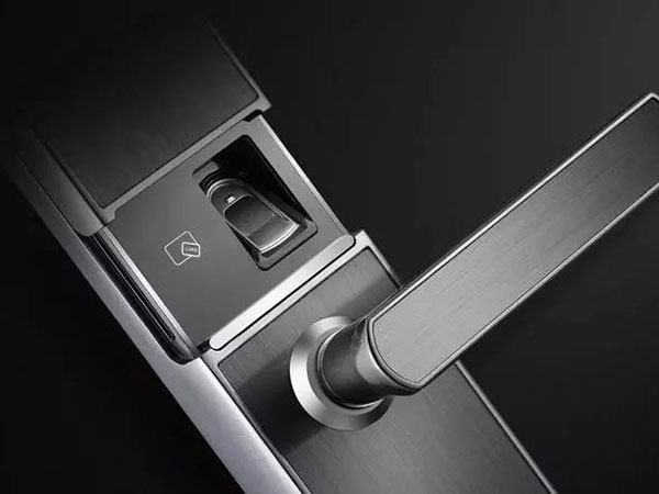 广宁24小时上门开锁公司